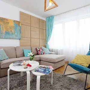 Lovely 2 Bedroom Near Old Town Apartment Bucharest